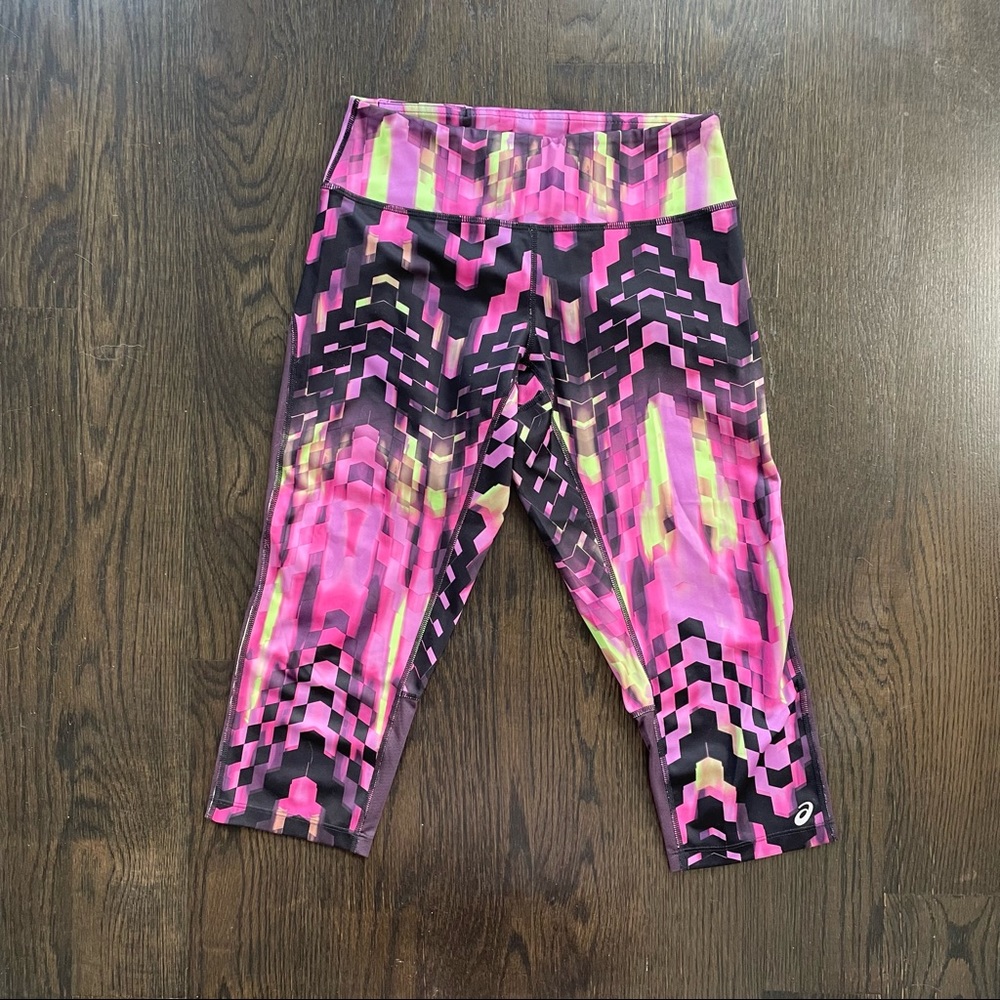ASICS Womens Capri Leggings with Pocket